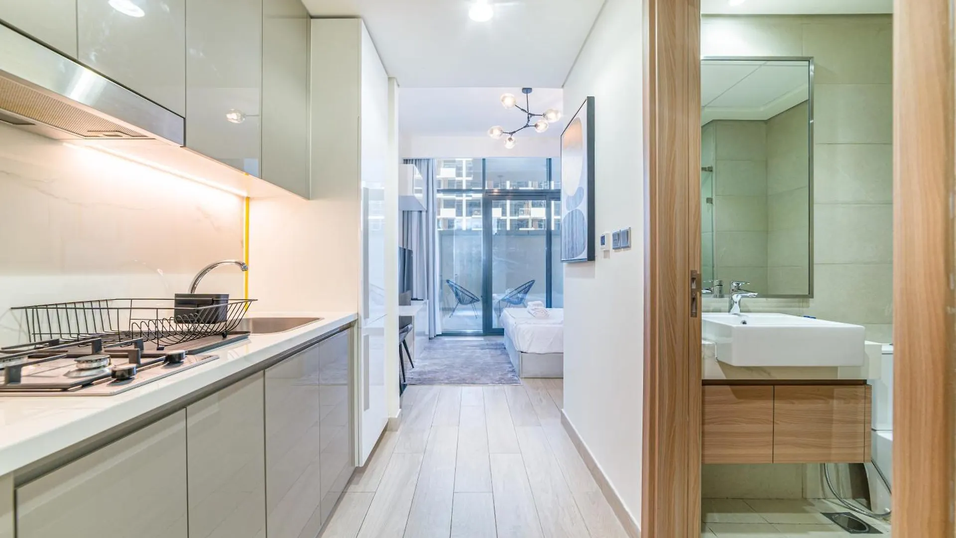 Bright & Spacious Studio In Azizi Riviera 24 Dubaï