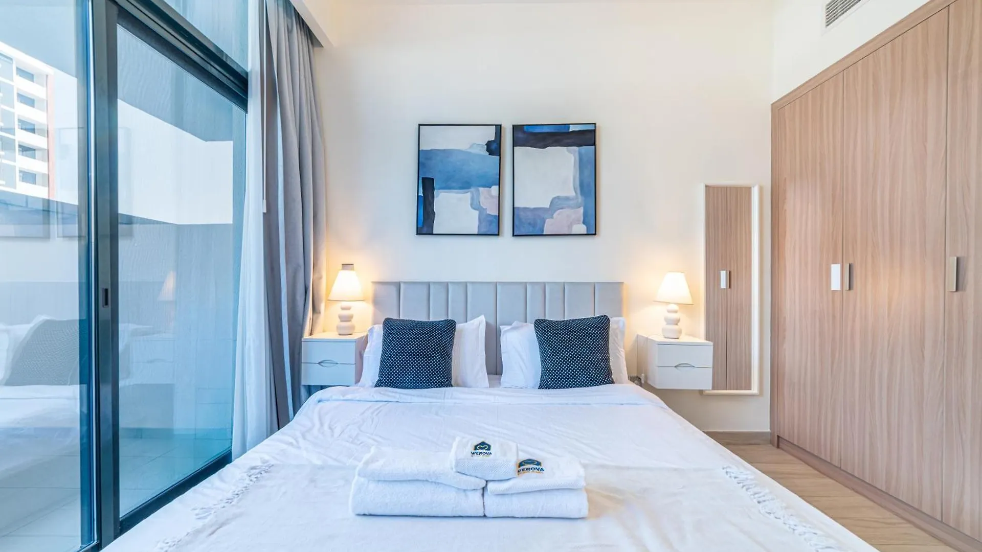 Bright & Spacious Studio In Azizi Riviera 24 Dubai Apartment