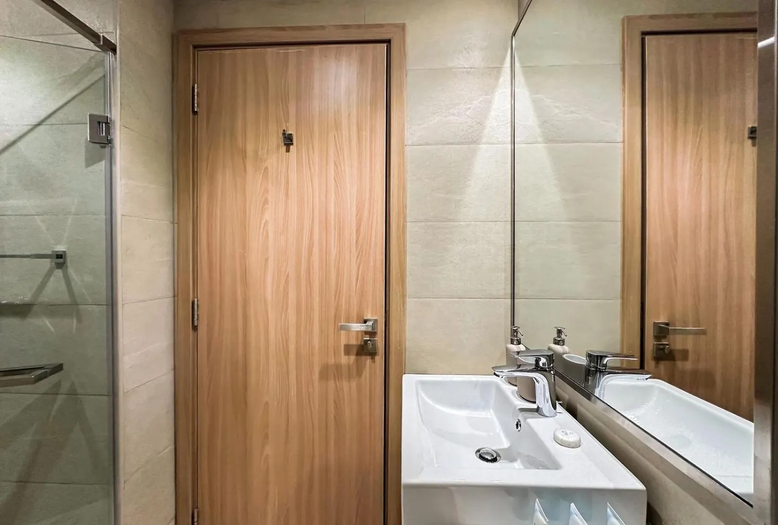 Bright & Spacious Studio In Azizi Riviera 24 Dubai 0*,  United Arab Emirates